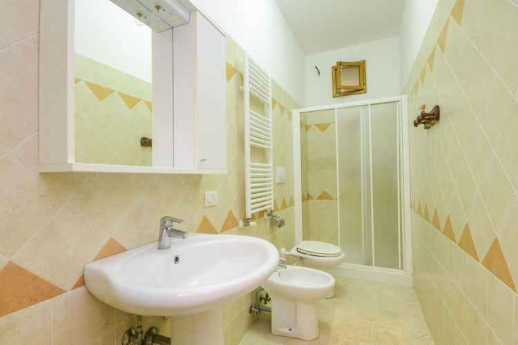 1 Apartment